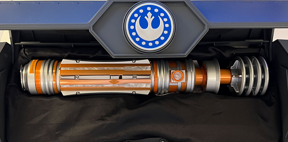 Leia Organa Legacy Lightsaber